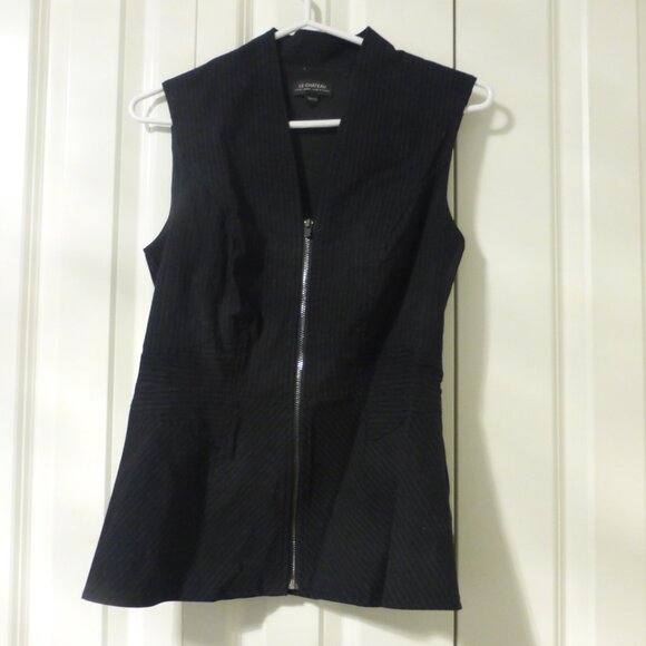 LE CHATEAU black pinstripe zip up peplum top - Picture 1 of 10